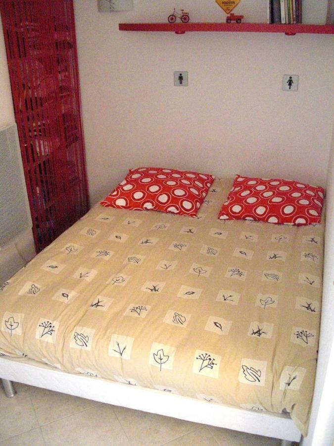 Agreable Appartement 4 Personnes A Villeneuve-Loubet Plage, Piscine, Mer, Commerces A Proximite Esterno foto
